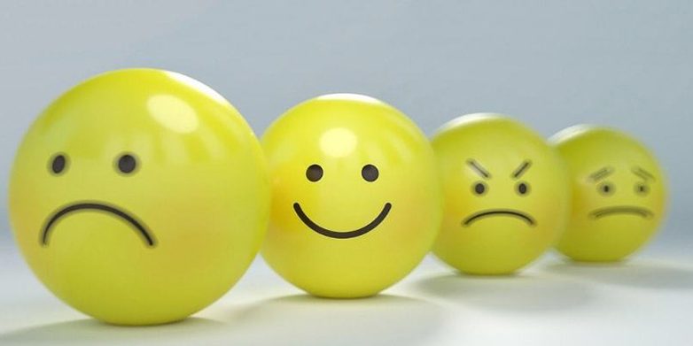 faccine-gialle-con-diverse-emozioni Ansia