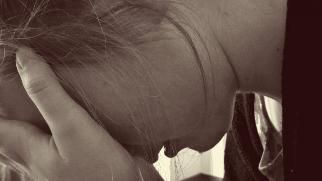 ragazza-triste Suicidio