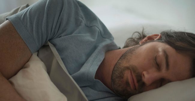 Uomo-che-dorme Sonno