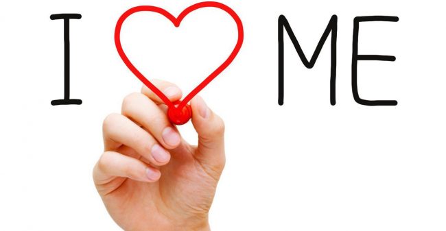 Scritta-con-un-cuore-al-centro Autostima