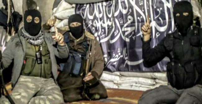 Persone-incappucciate Terroristi
