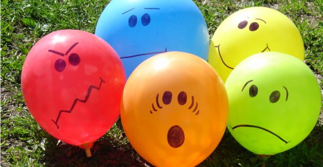 Palloncini-con-faccine-disegnate-sopra Emozioni