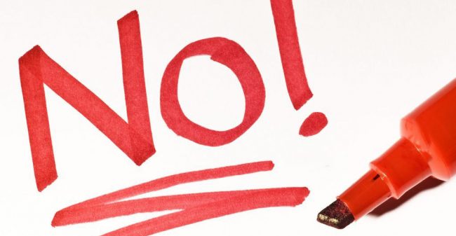 Scritta-in-rosso-con-pennarello Dire di No